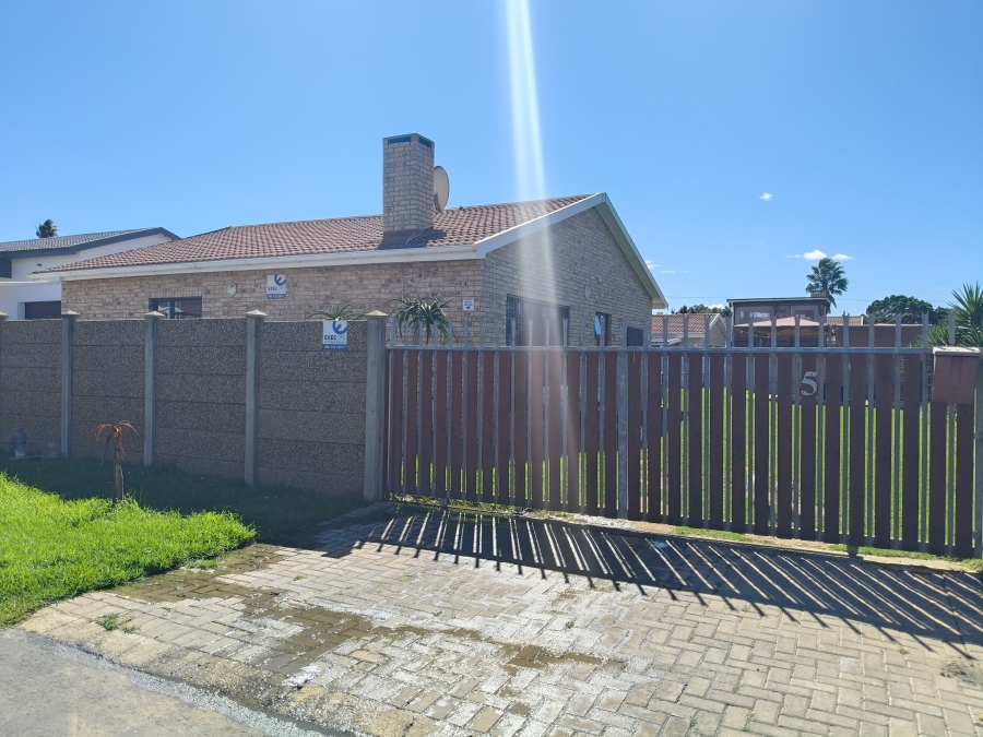 2 Bedroom Property for Sale in Noorsekloof Eastern Cape
